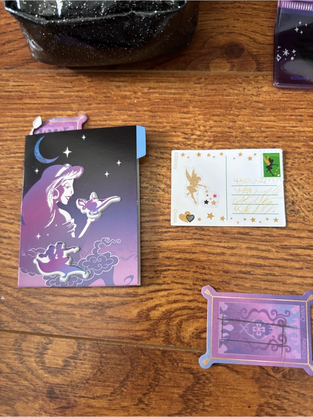 Aladdin Themed Phone Accessory Set - Assorted doll backpack & Decorative Pieces - Picture 2 of 10